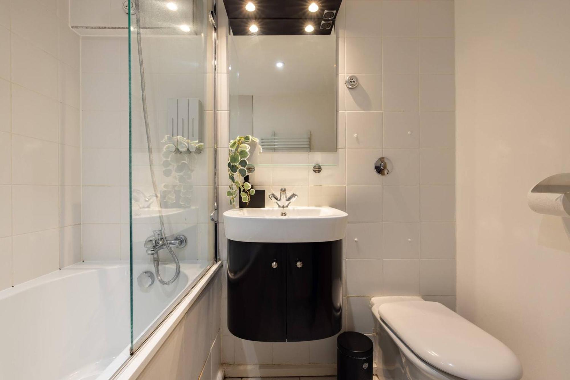 Wild Roses Serviced Apartments - Excel Warehouse 2 伦敦 外观 照片