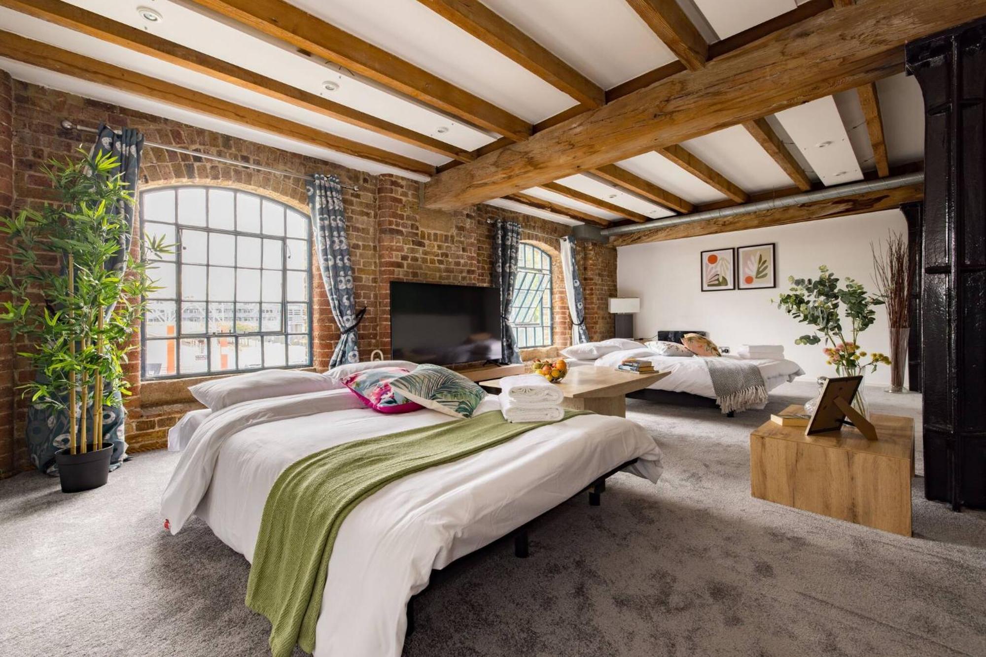Wild Roses Serviced Apartments - Excel Warehouse 2 伦敦 外观 照片